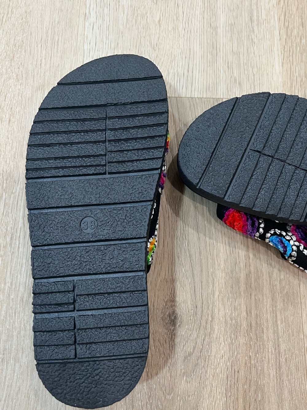 Knit Platform Sandals - Picture 3 of 3